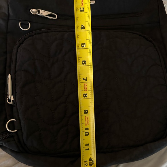 Travelon Black Front-Quilted Crossbody travel or Campus Bag - Picture 11 of 12
